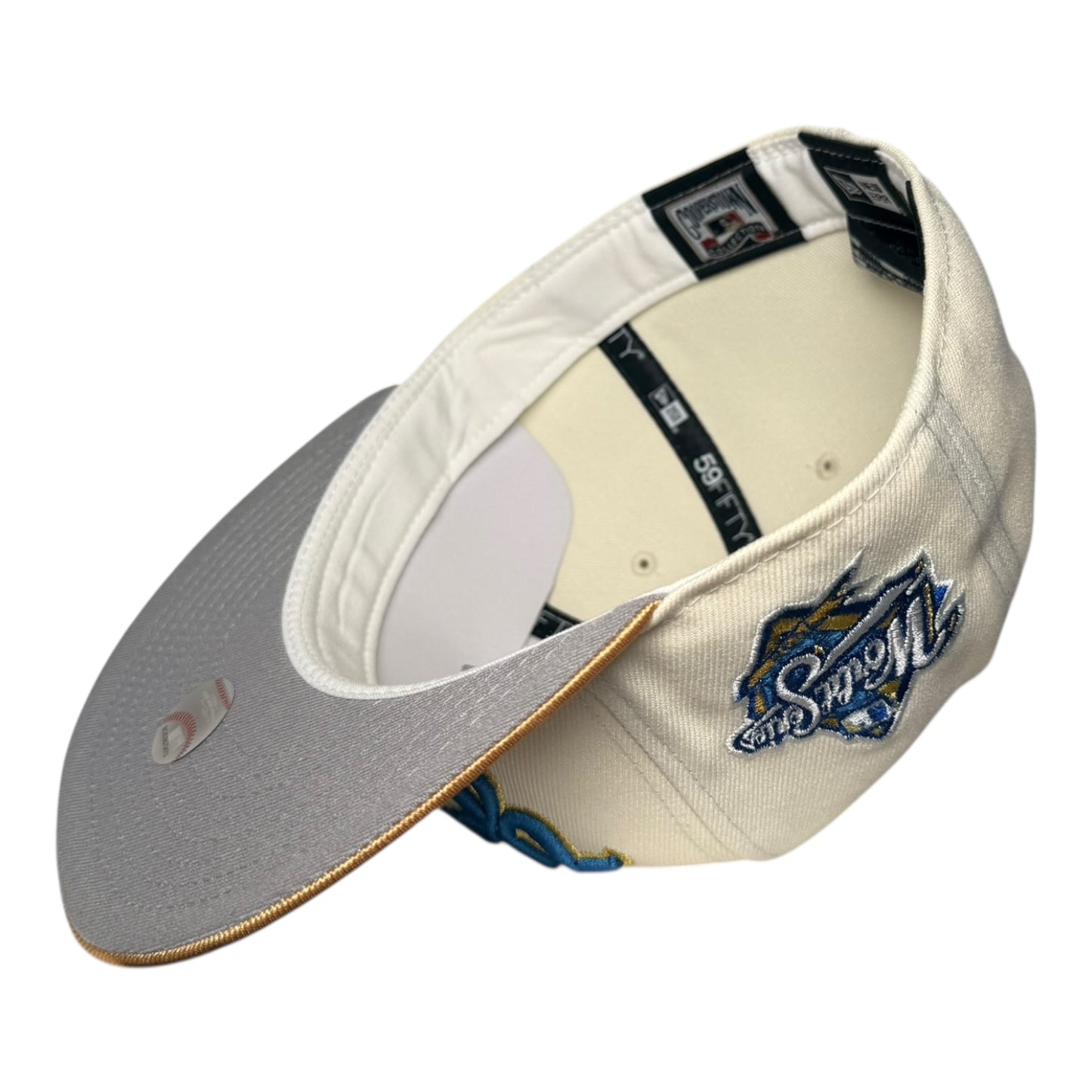 New York Yankees 1998 World Series New Era 59Fifty Fitted Hat Chrome White Metallic Gold Visor