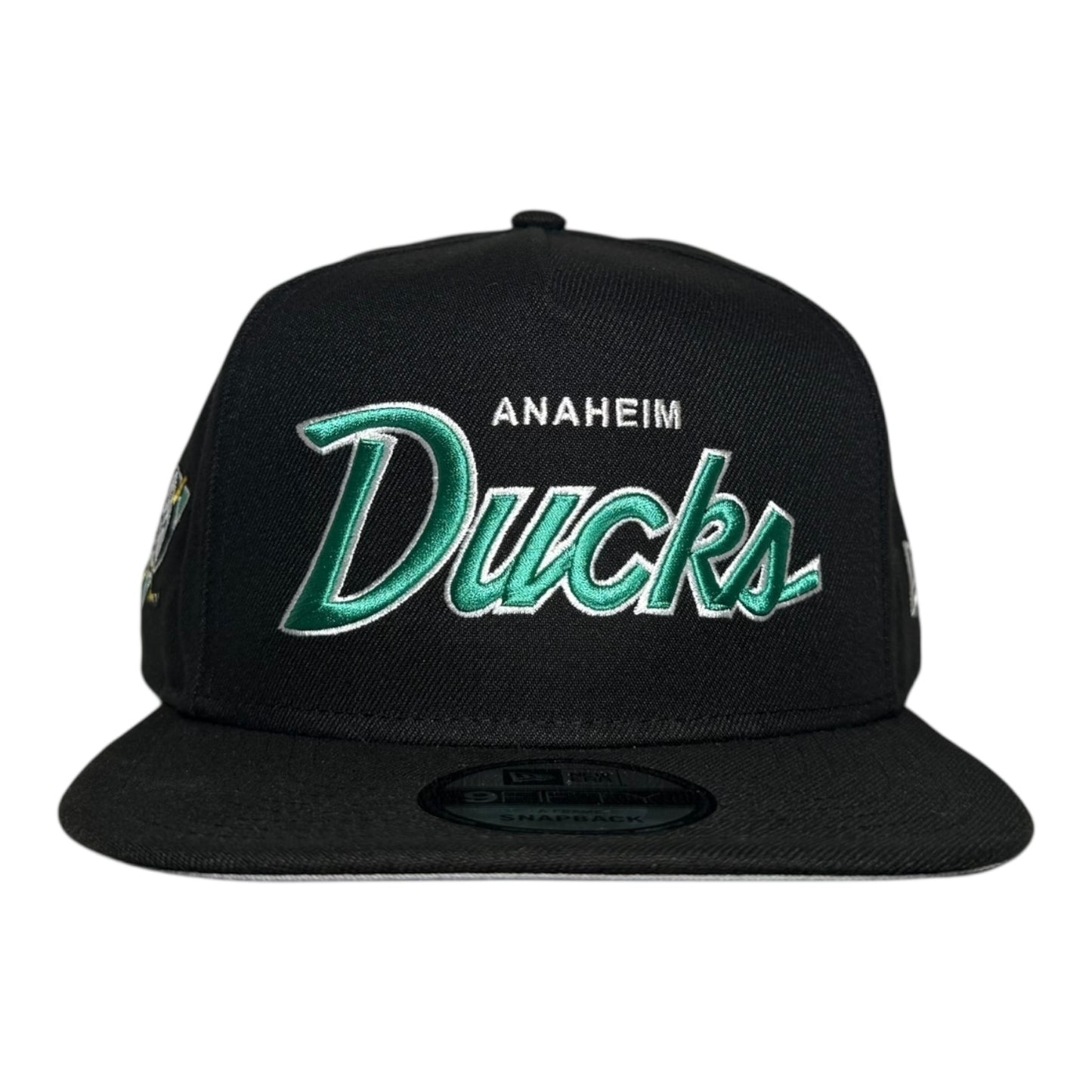 Anaheim Ducks Script Logo Vintage Side Patch New Era 59Fifty Snapback Hat