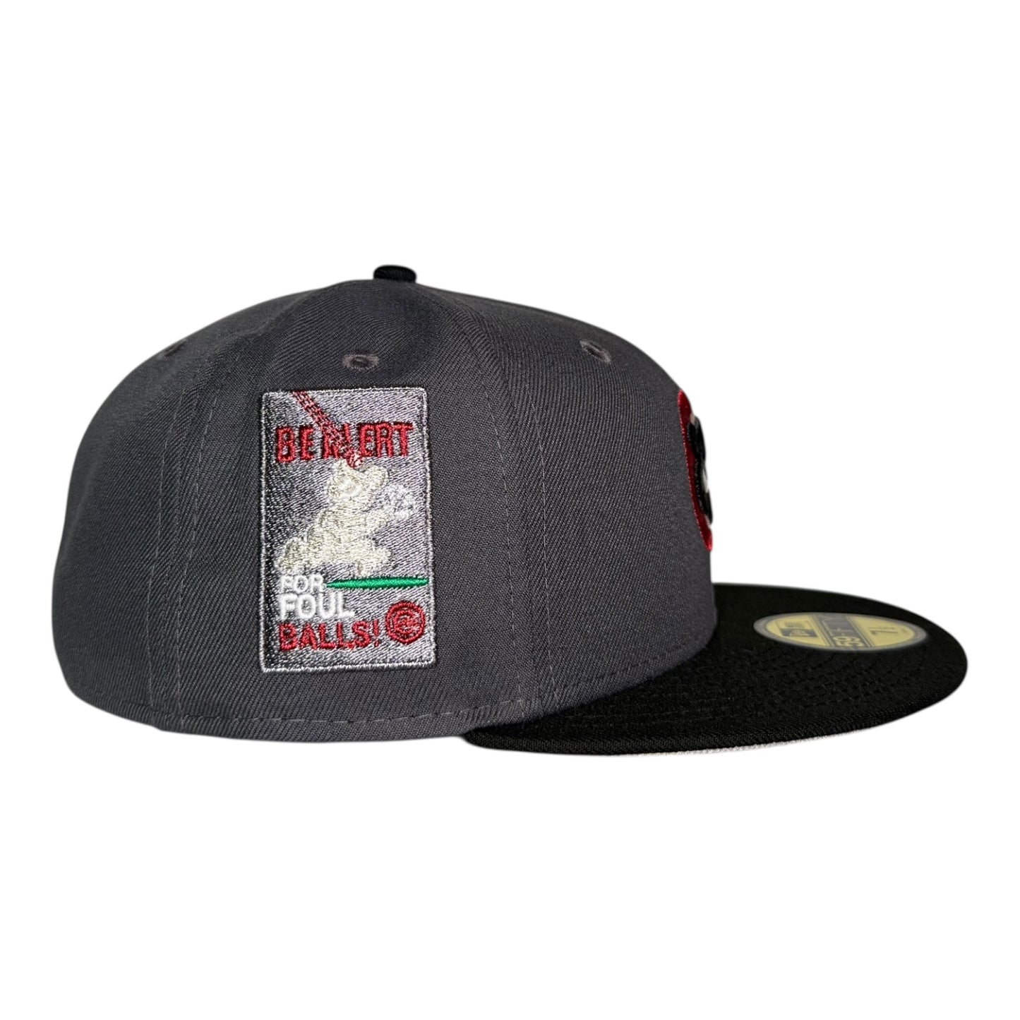 Chicago Cubs Be Alert for Foul Balls "BIG C CUBS" New Era 59Fifty Fitted Hat