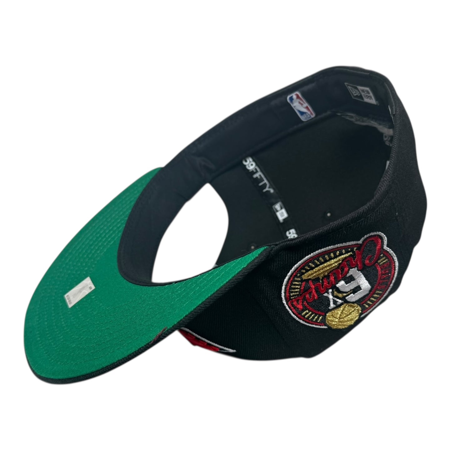 Chicago Bulls Michael Jordan Banned "Flight Badge" New Era 59Fifty Fitted Hat