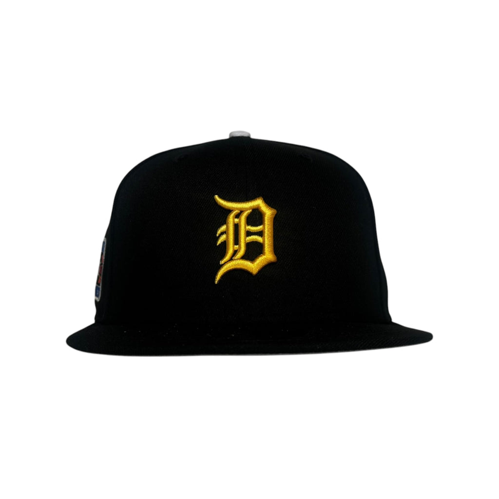 New Era Detroit Tigers “King of Comedy” by @blowuhbagpeanut 59Fifty Fitted Hat (with pin)