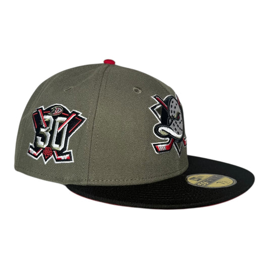 Anaheim Mighty Ducks Black Visor Red Bottom 30th Anniversary Side Patch New Era 59Fifty Fitted