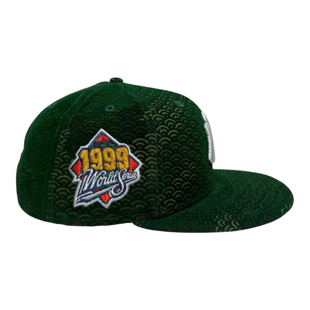The Hat Wall Fitted hat New Era New York Yankees 1999 World Series Seigaiha Wave Pattern 59Fifty Fitted Hat