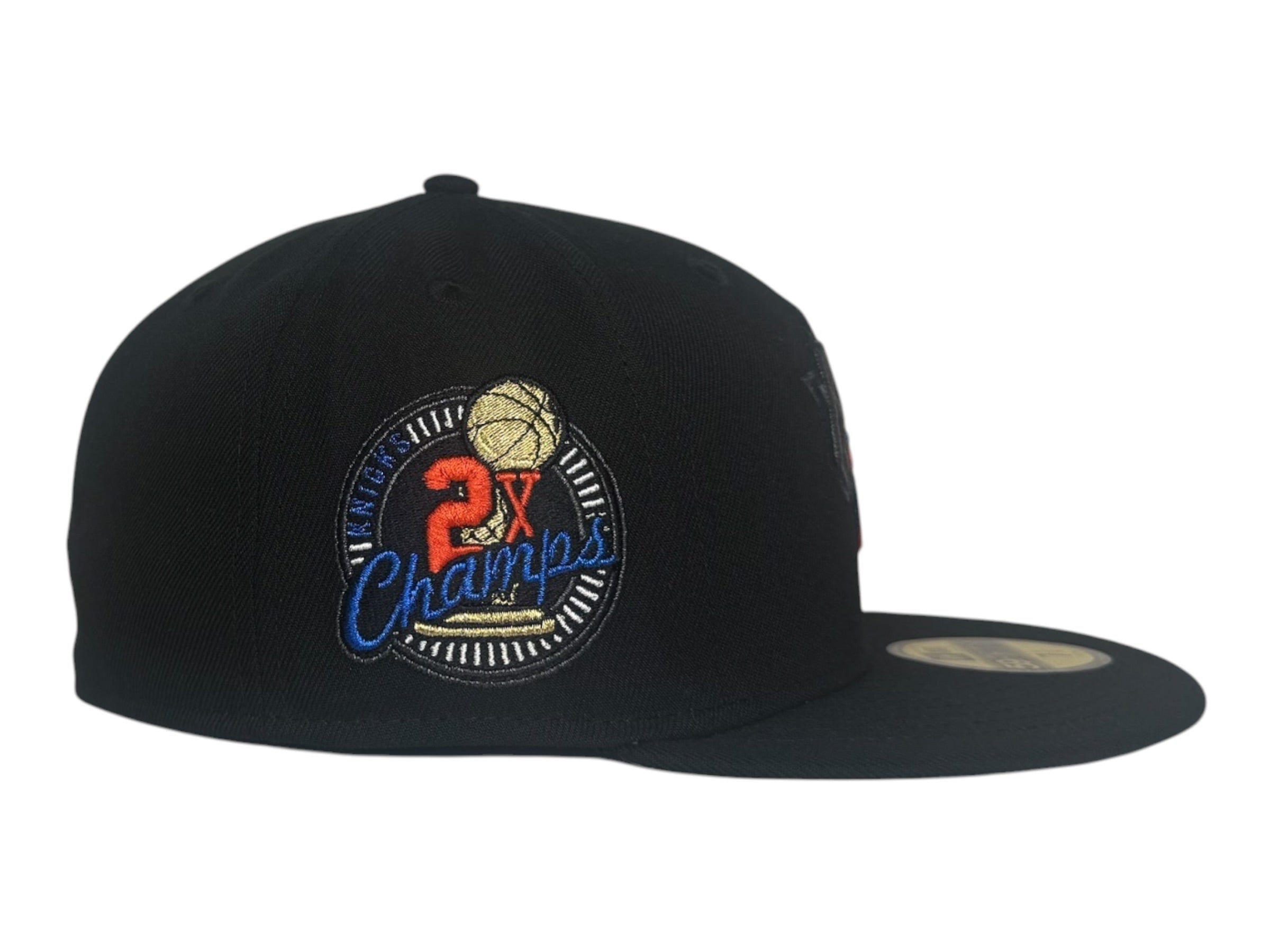 New Era New York Knicks "NYC NOIR" 59Fifty Fitted Hat