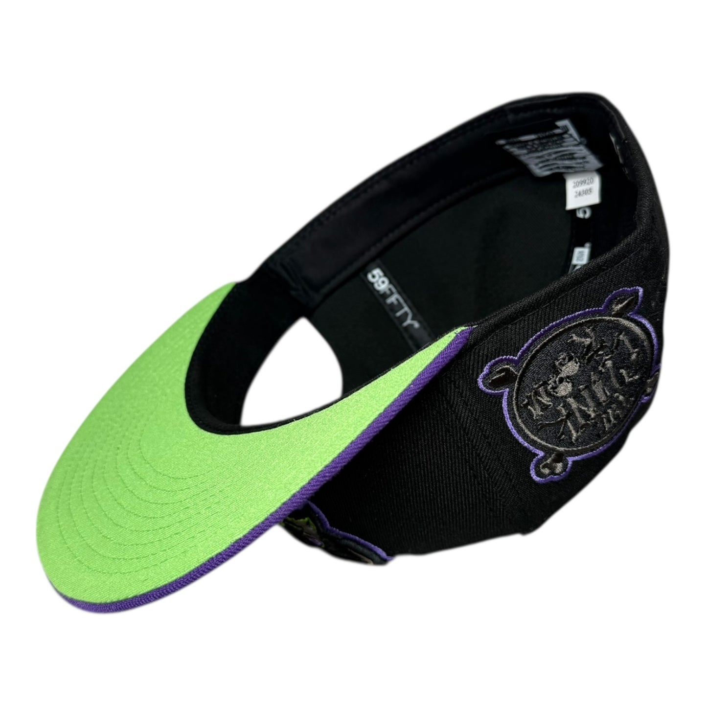 Clink Room Bat Crazy by Clinker Matthew