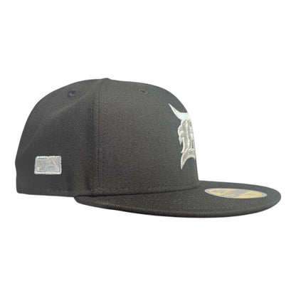 Detroit Tigers "DECADES" Glow In The Dark New Era 59Fifty Fitted Hat