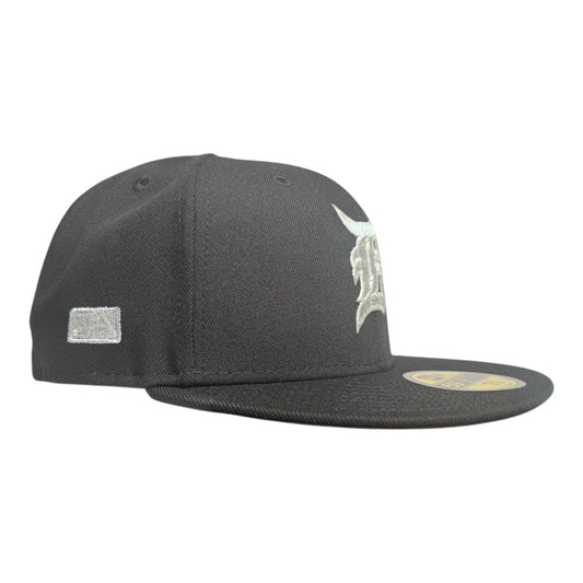 Detroit Tigers "DECADES" Glow In The Dark New Era 59Fifty Fitted Hat
